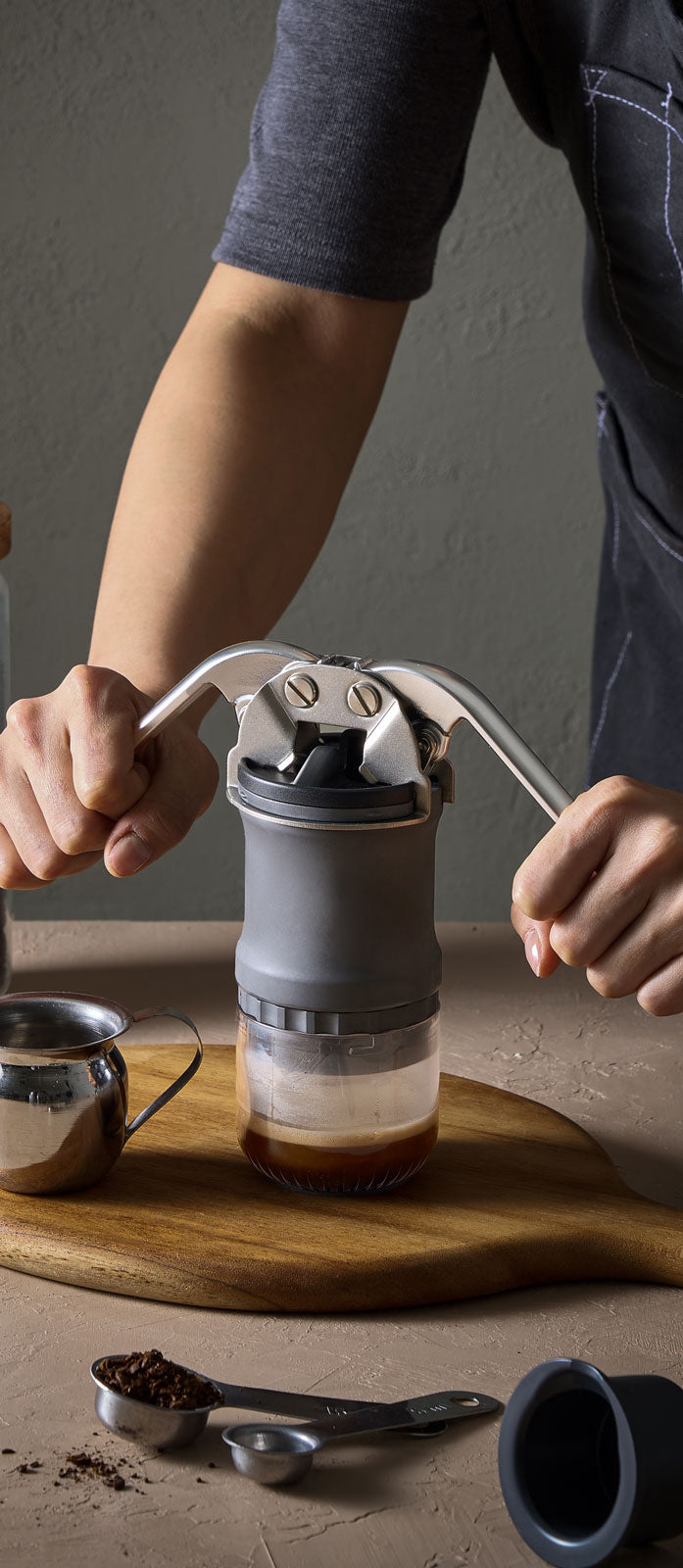 Hand Brewing.