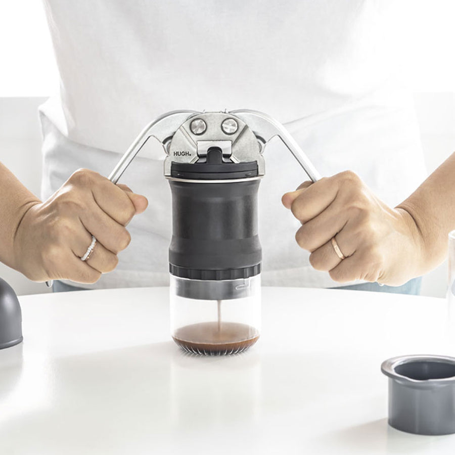 Leverpresso Pro : Portable Lever Espresso Maker by LEVERPRESSO